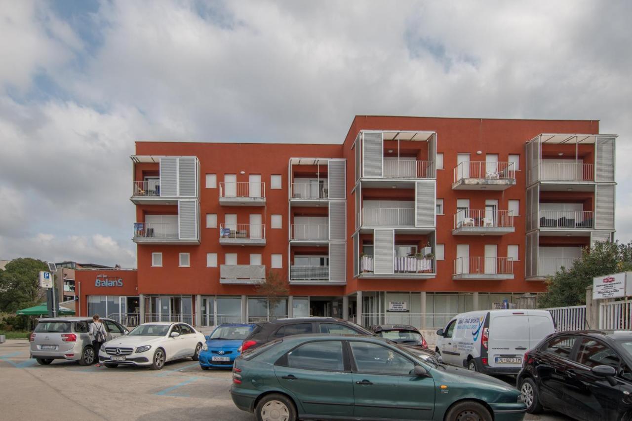 Bella Vista 2 Apartment Umag Exterior foto